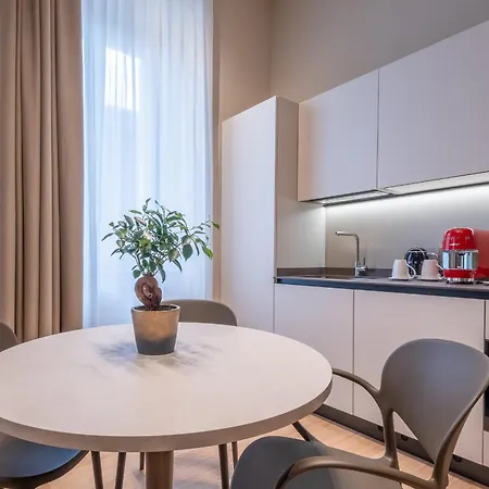 Oriana Homel Milano-2